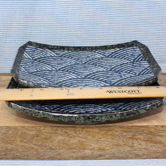 2 Tokyo Design Studio Aisai Seigaiha Curved Sushi Plates Japan Waves Blue Sea - Picture 7 of 9